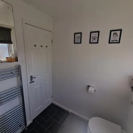 Appartamento Stylish & Modern 2 Bed House With Free Parking Leeds Leeds  Esterno foto