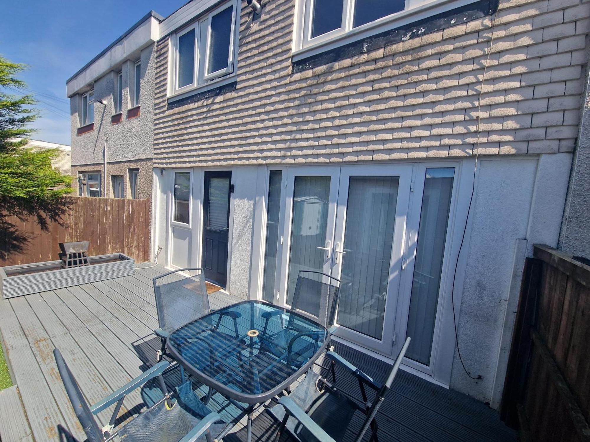 Stylish & Modern 2 Bed House With Free Parking Leeds Appartamento